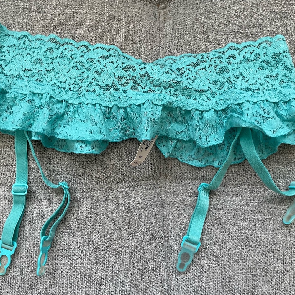 NWOT Victoria Secret Very Sexy Aqua Sexy Garter Belt XS/S
